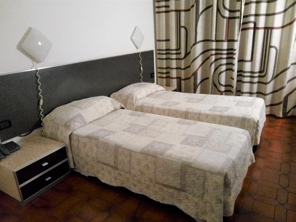 Hotel Giada Turín Pokoj fotografie